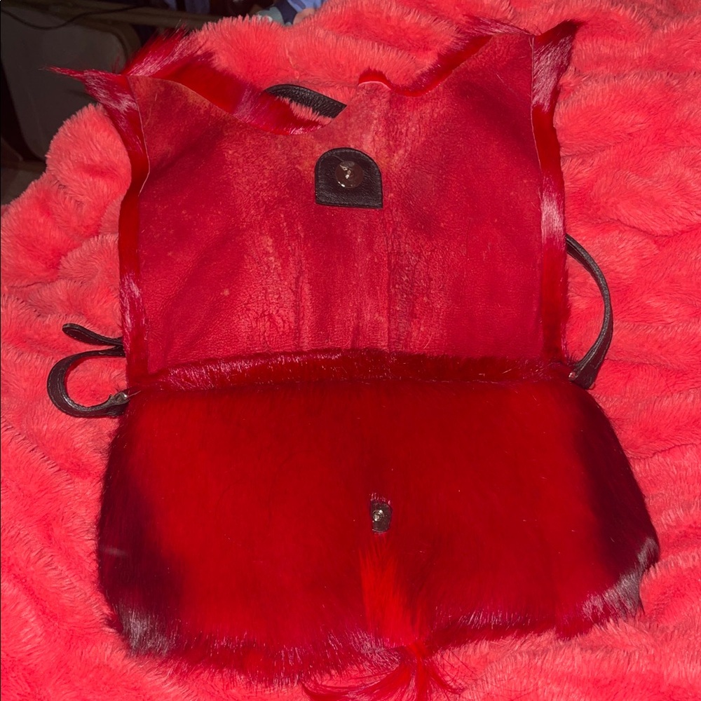 Red Fur Shoulder Bag - Picture 2 of 6